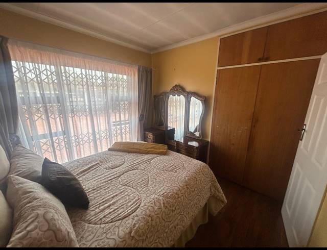 4 BEDROOM HOUSE FOR SALE IN STEEL PARK